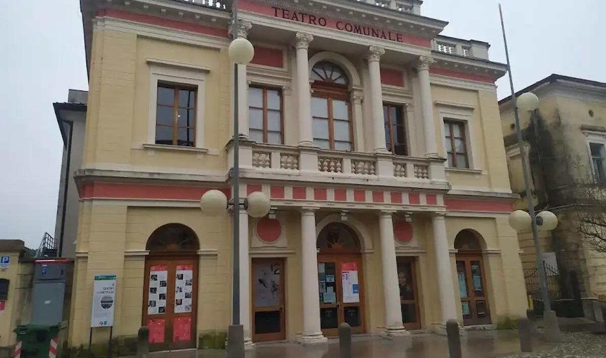 Inizia la nuova stagione del Teatro Comunale di Cormons con Max Giusti - 