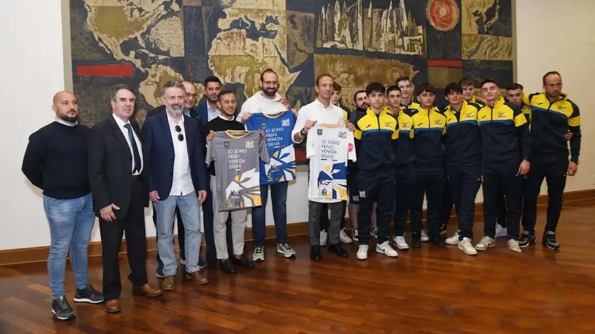 Presentate le nuove divise delle Eagles Futsal Cividale con il marchio "Io Sono Friuli Venezia Giulia" - 