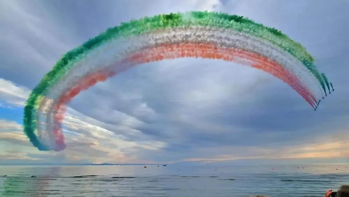 Air Show a Lignano con la magia delle Frecce Tricolori | IL VIDEO - LE FOTO - 
