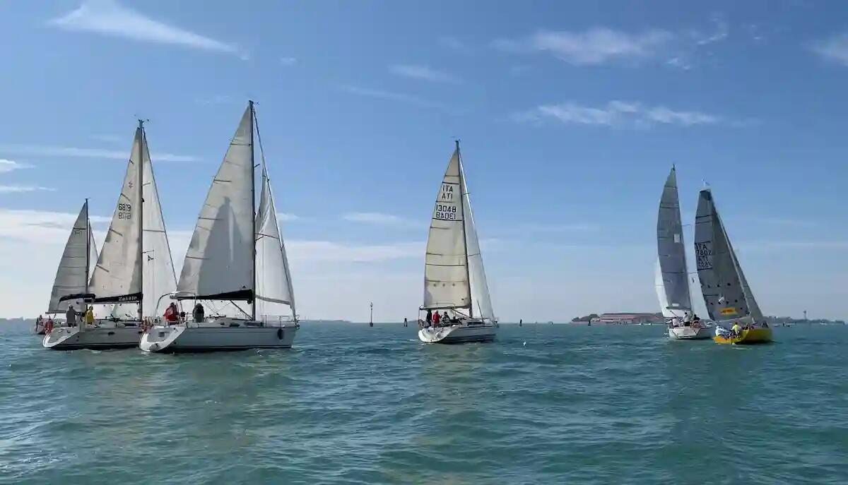 Venezia, torna il "Trofeo del Nonno" per una regata speciale -