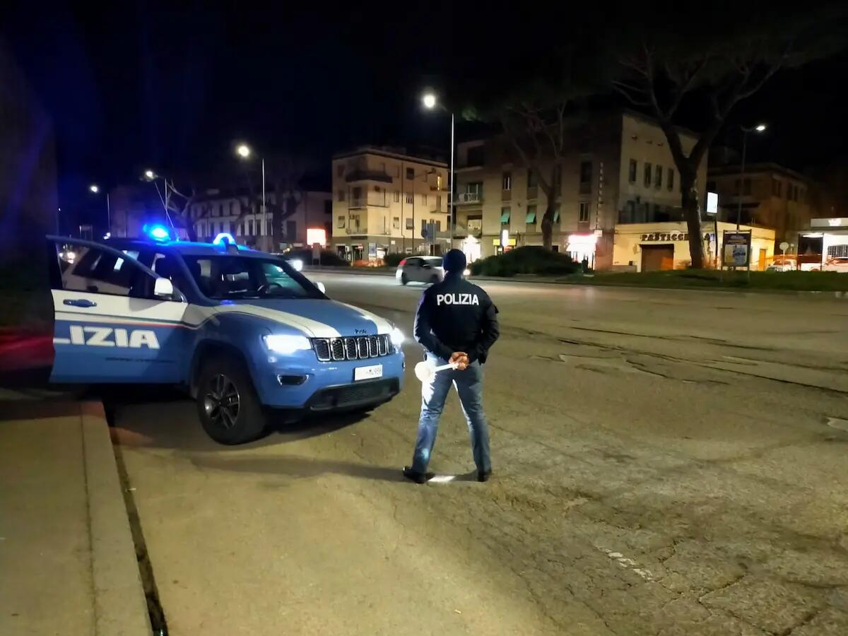 Fermato per un controllo, viene trovato con droga e bilancino: arrestato 35enne di Sacile - 