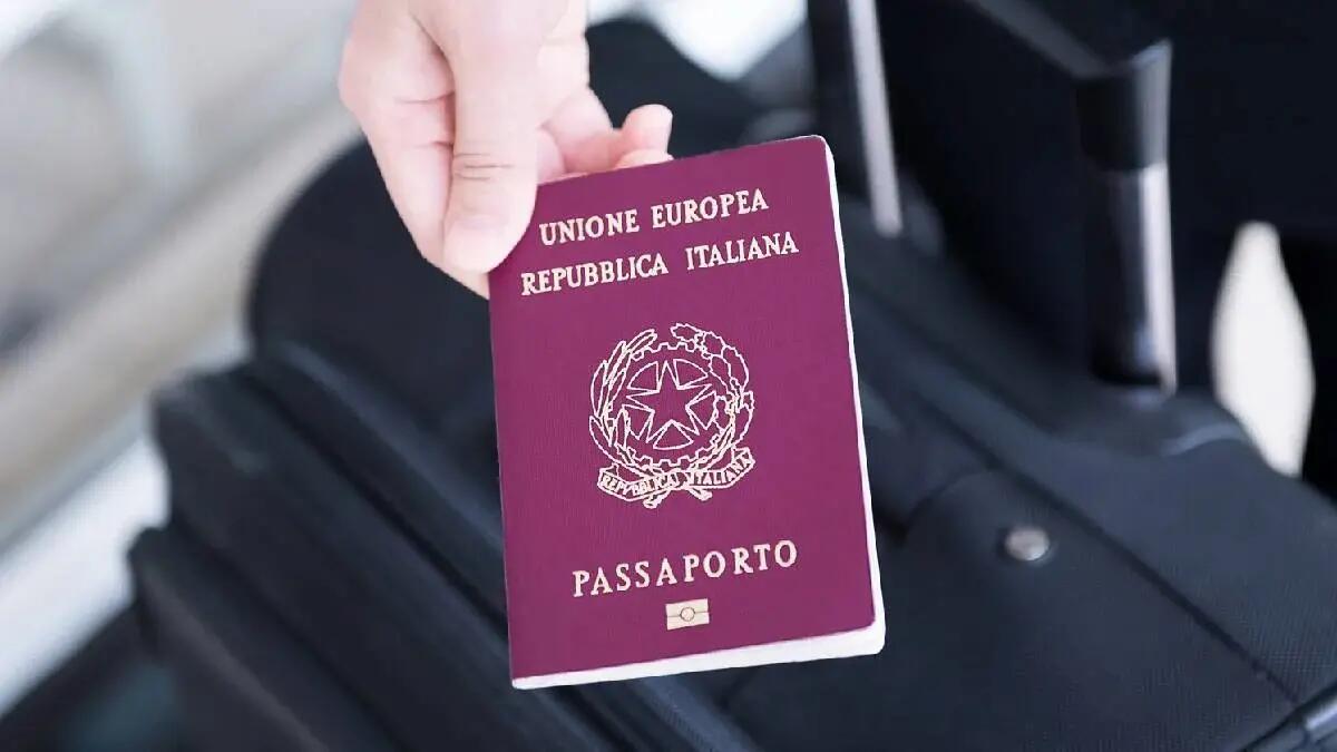 Come fare il passaporto in Italia: tempi e costi. Guida pratica 2024 - 