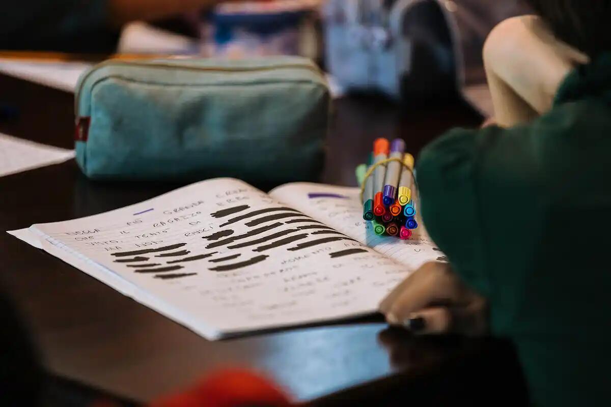 “Sabato Scrivo Teen”: un laboratorio creativo per giovani scrittori a Rive d’Arcano - 