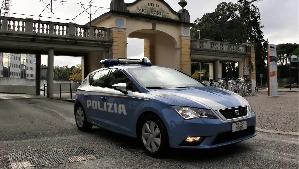 Si aggira in auto con fare sospetto, ma doveva essere in carcere: arrestato 26enne rumeno - 