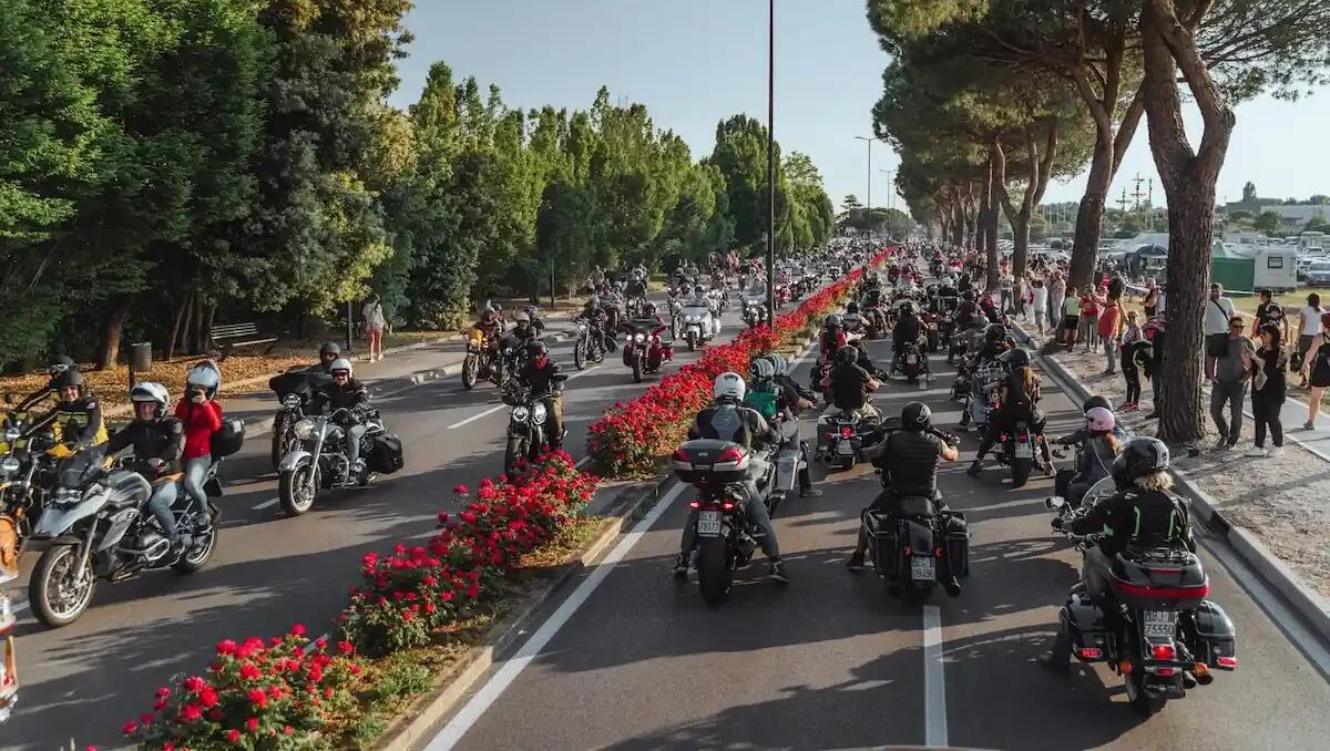 Rombano i motori a Lignano per l'Italian Bike Week 2024: ecco le novità - 