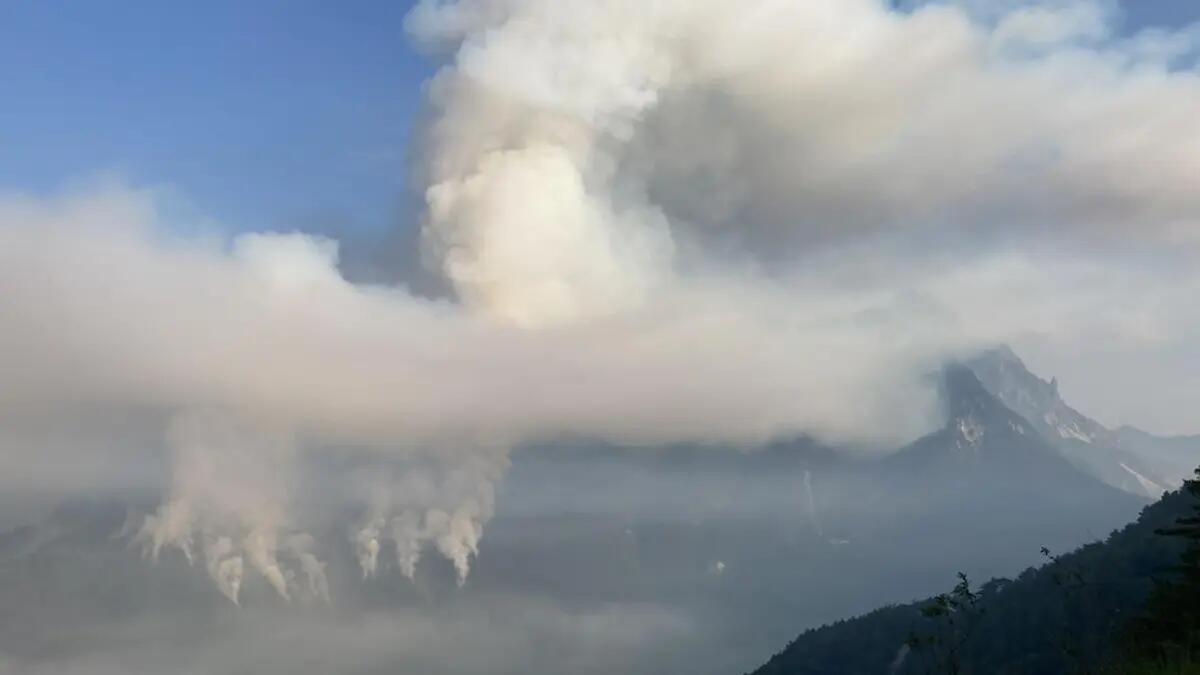 Incendi in Friuli Venezia Giulia: «la situazione si aggrava, dichiarato lo Stato d'Emergenza» - 