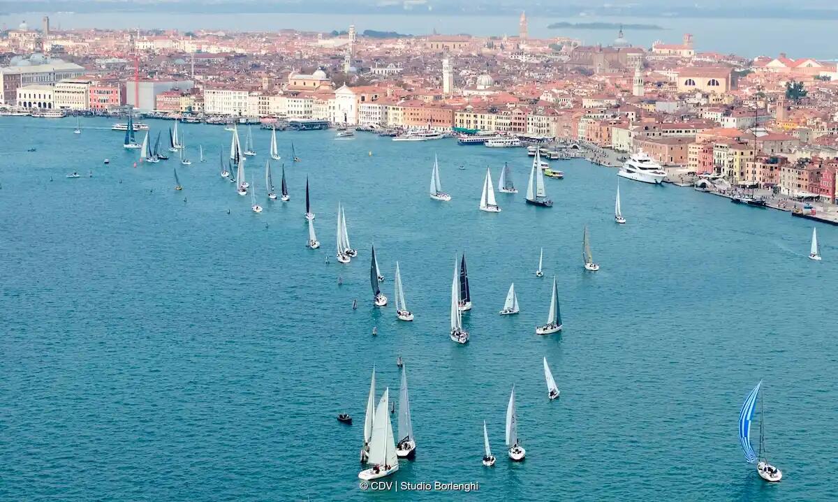 La "Veleziana": un grande spettacolo di vela a Venezia -