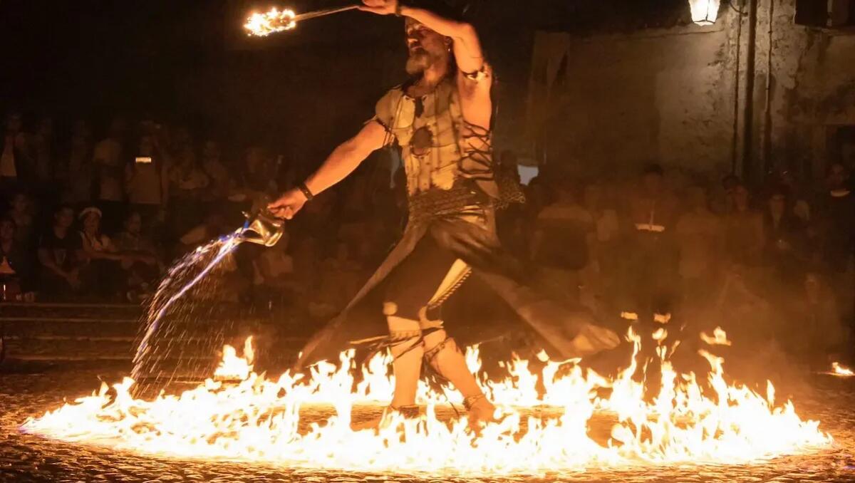 "Fulgor Noctis", partenza infuocata per Medioevo a Valvasone 2024 - 