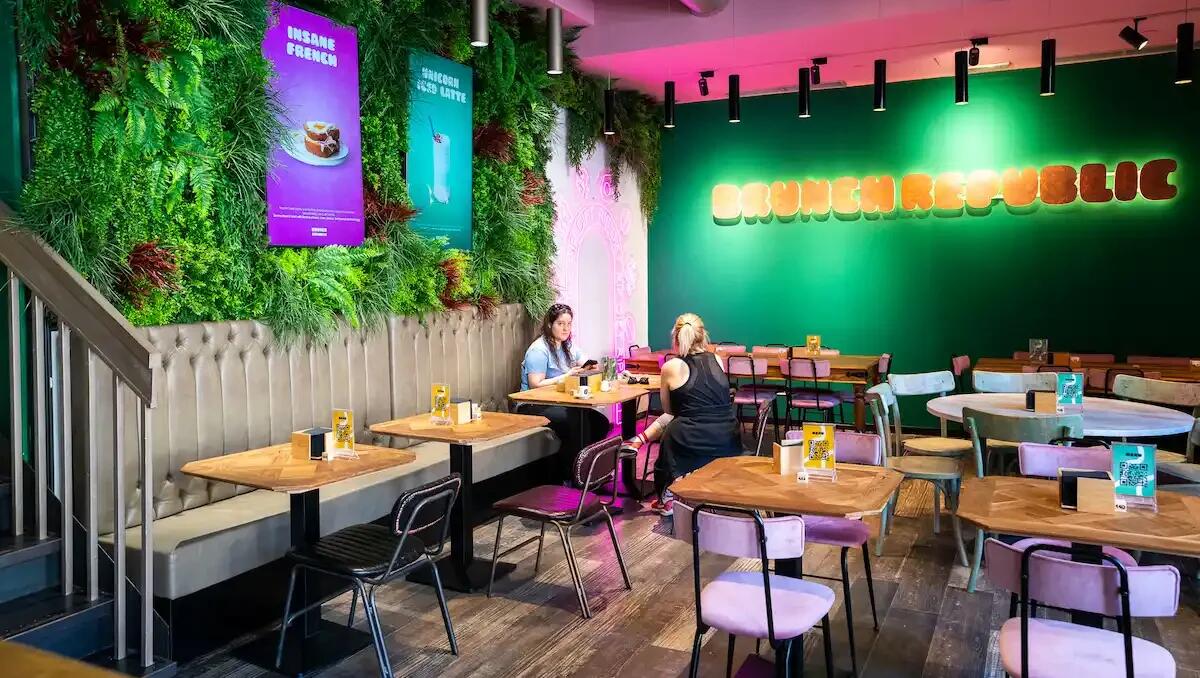 Un nuovo inizio a Pordenone: Brunch Republic riporta in vita il Caffè Nuovo - 