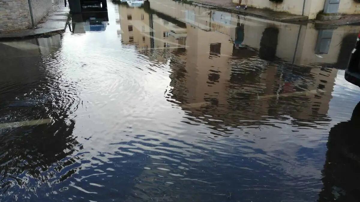 «Piogge intense, rischio di allagamenti e frane»: è allerta meteo arancione in Veneto - 