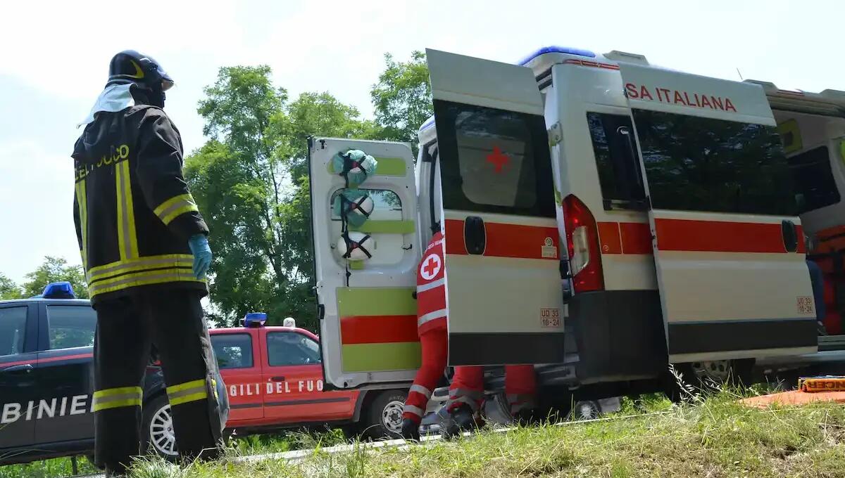 Si taglia sul torace mentre lavora la carne: macellaio 55enne finisce in ospedale - 