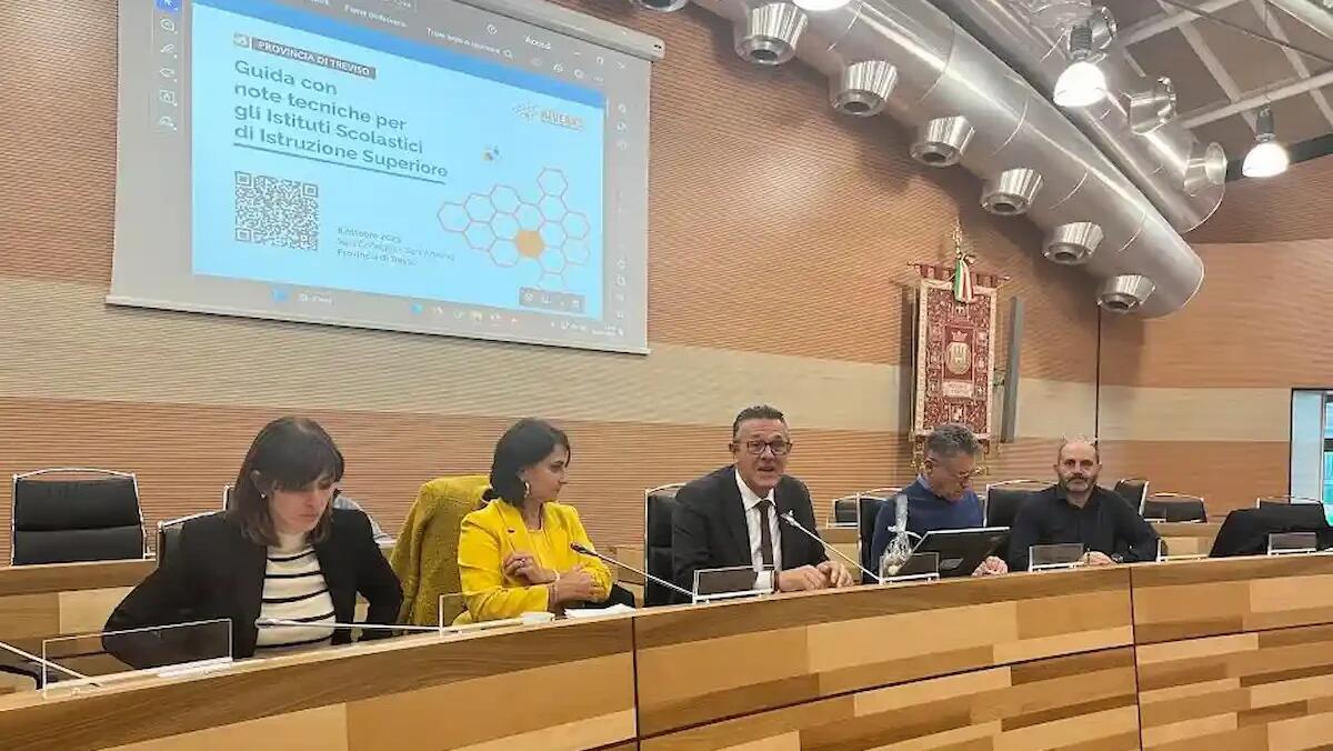 Incontro sulla manutenzione e l'efficientamento nelle scuole superiori del territorio -