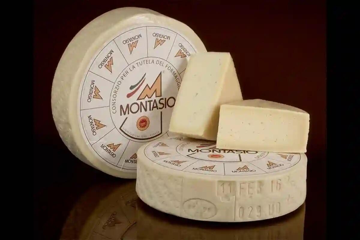 Montasio DOP protagonista a Caseus Veneti e Festival delle DOP -