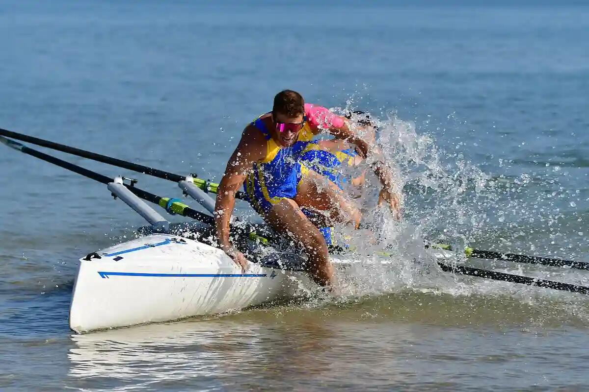 A Lignano prima edizione del trofeo Barcolana "a remi" di Beach Sprint - 