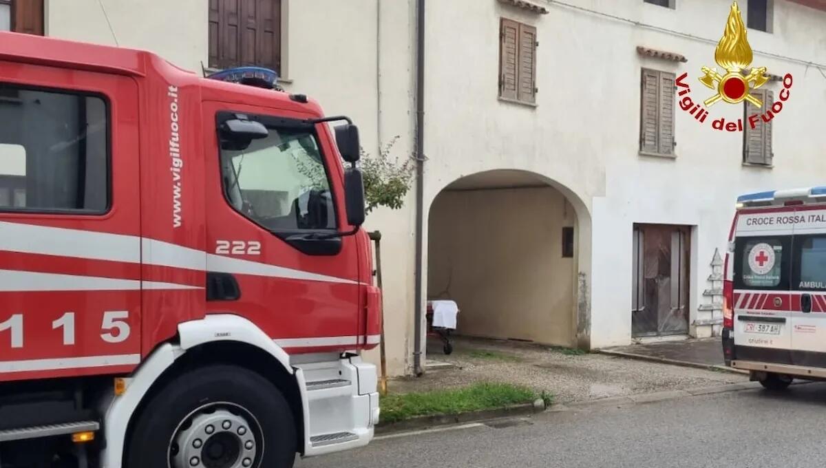 Codroipo. Fuga di gas in un'abitazione: anziano privo di sensi salvato dai pompieri - 