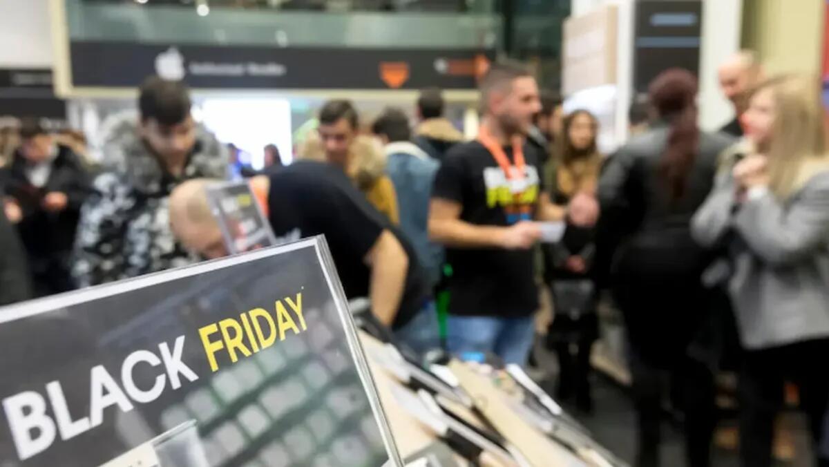 Risparmiare al massimo sulla tecnologia con il Black Friday - 