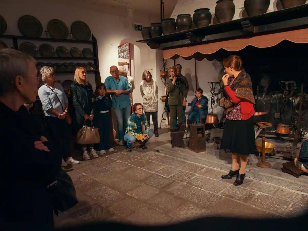 Ultime recite di "Senza Memoria": un viaggio tra arte e tradizione a Tolmezzo - 