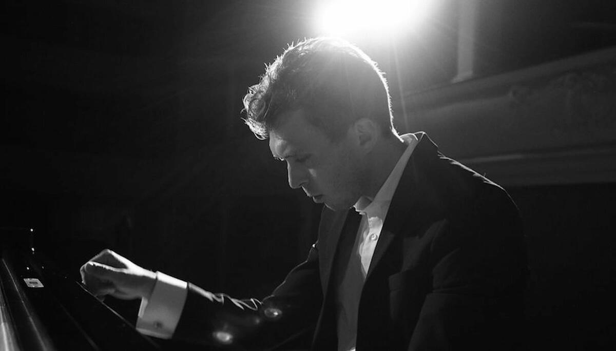 "Cromatismi 3.0" al Teatro Miela: scopri il talento di Lavrynenko - 