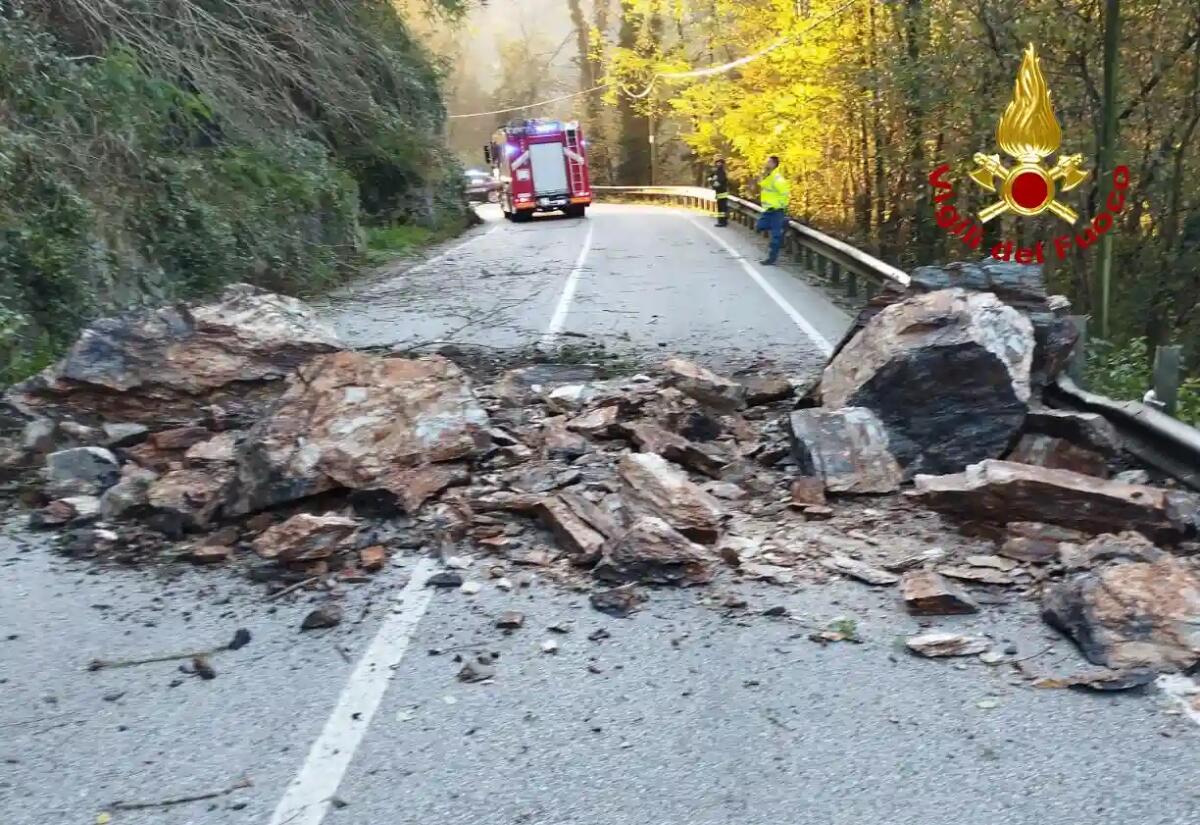 Torrebelvicino, strada SP46 chiusa per caduta massi -