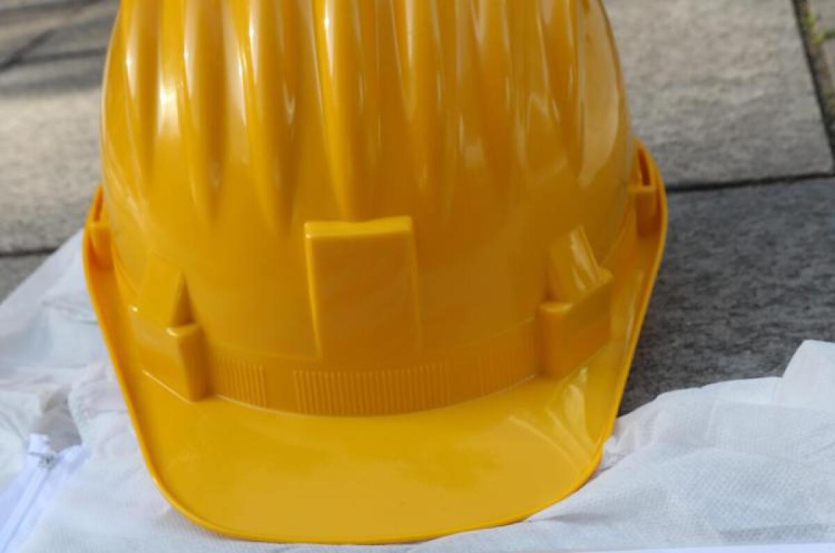 Operaio a Torino muore dopo essere stato schiacciato da una gru - 