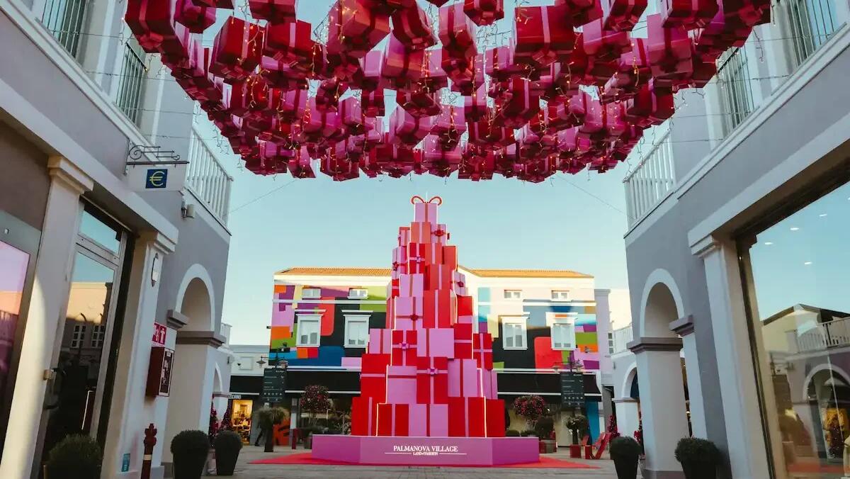 Palmanova Village: il Natale arriva con sconti fino al -70% e una magica atmosfera - 