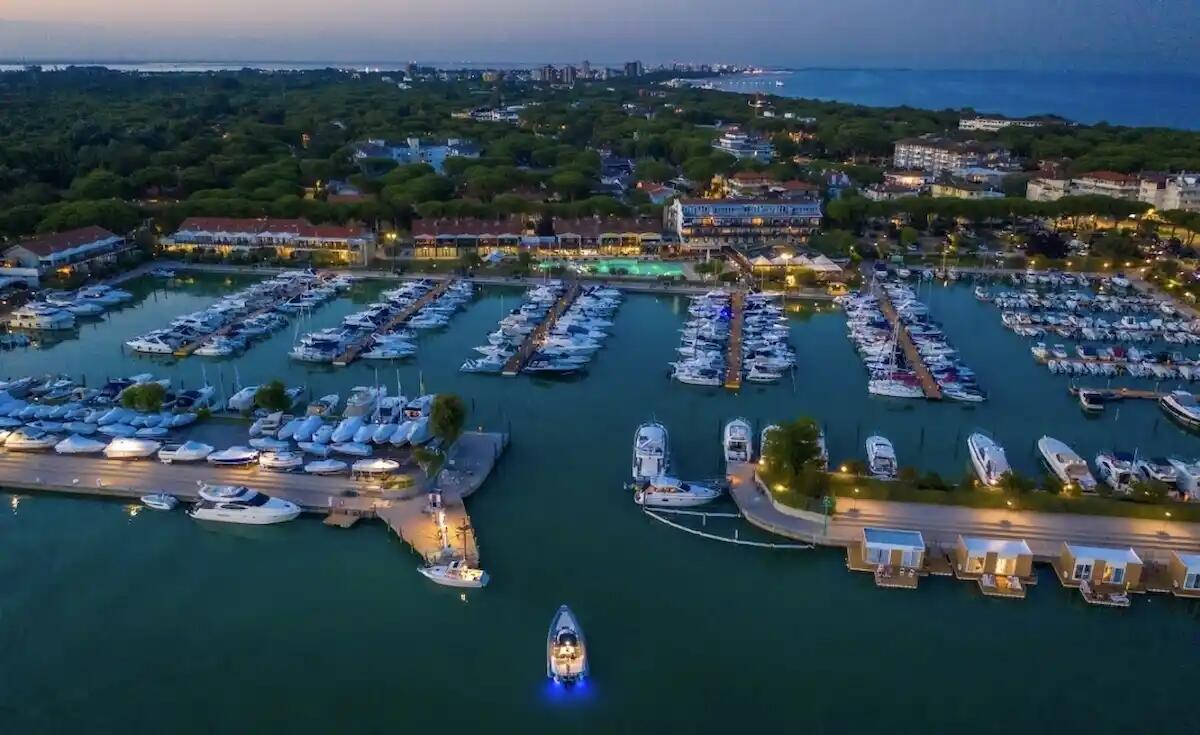 Lignano. Insignito a Roma il Porto "Marina Uno" con il prestigioso Blue Marina Awards 2024 -