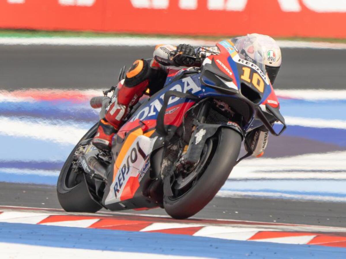 MotoGp, Marini critica Marquez: "Il 2025 è già deciso, vogliono farlo vincere" - 