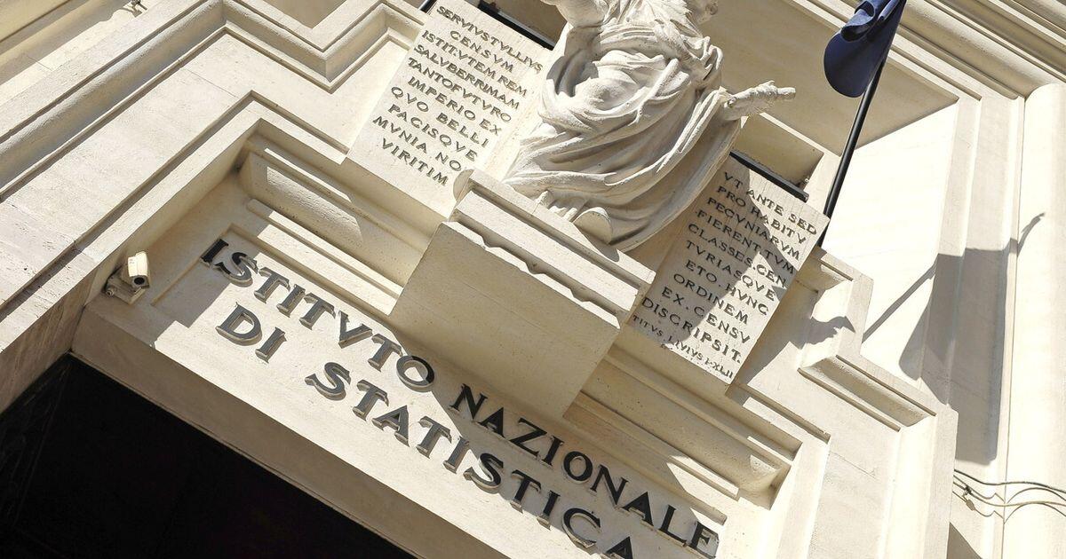 Almeno un cittadino straniero presente in 2,5 milioni di famiglie italiane - 