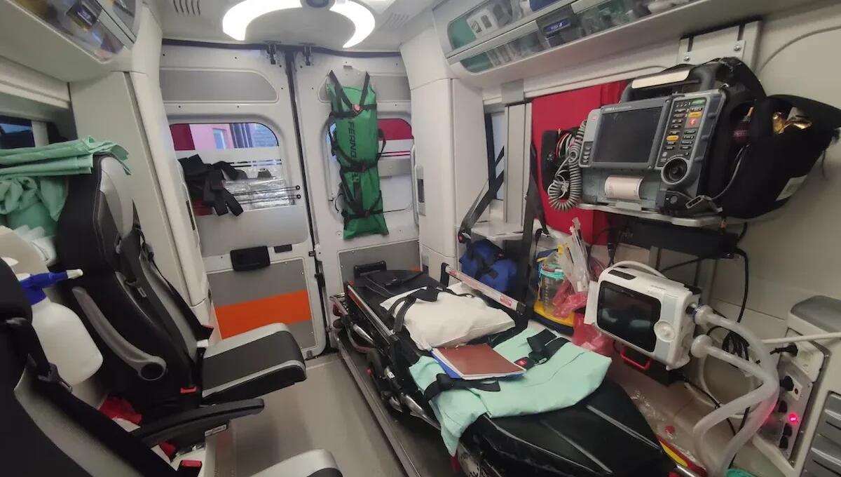 Serata di festa tra amici si trasforma in tragedia: muore improvvisamente un 34enne - 