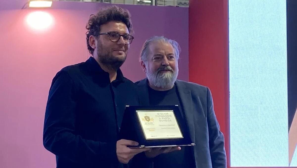 "Luxury Food & Beverage Quality Award 2024": premiato lo Stracchino Mandriot del Caseificio Castellan -