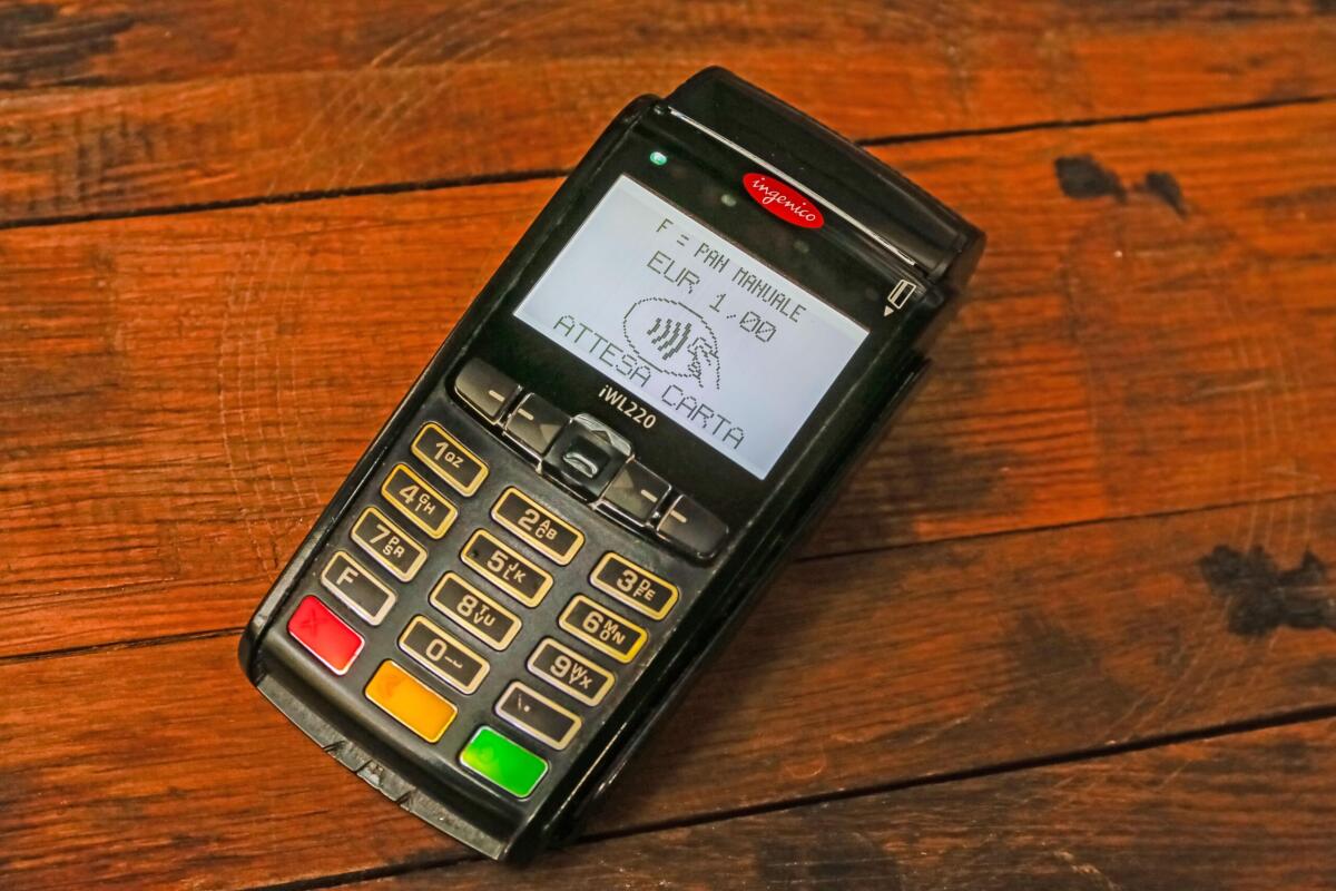 Problemi nei pagamenti con Pos e bancomat: cosa è accaduto e quando saranno risolti - 