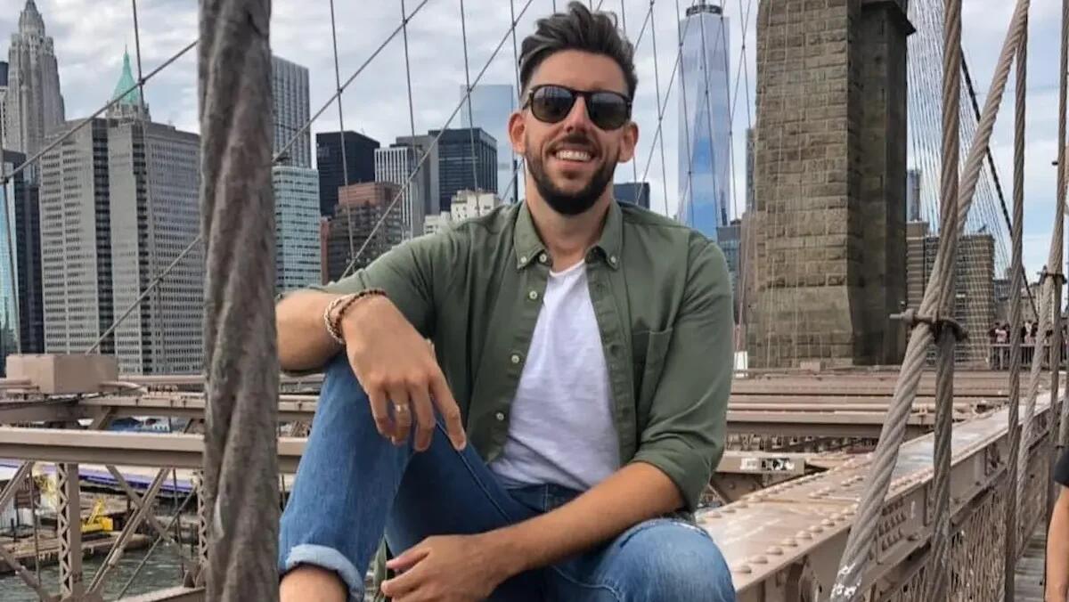 Malore fatale mentre acquista un'auto: Alessandro Da Tos muore a 38 anni - 