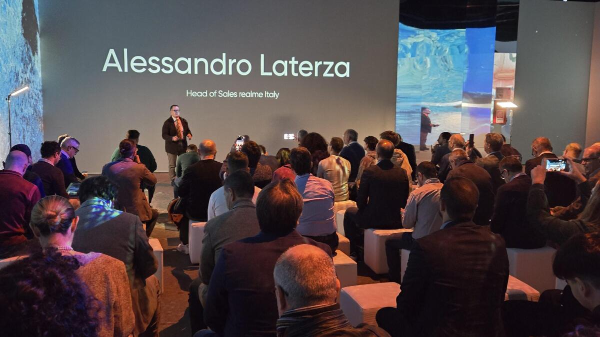 Realme GT 7 Pro: la nuova ammiraglia delle prestazioni con Intelligenza Artificiale - 