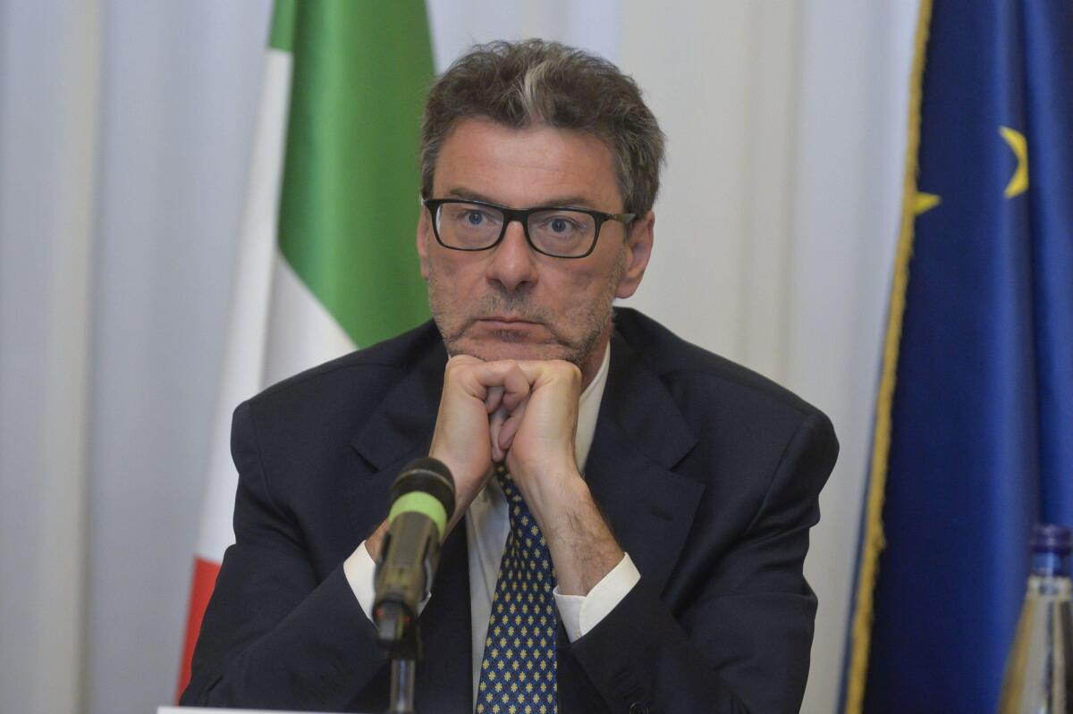 Manovra, Giorgetti critica atteggiamento incomprensibile dei sindacati: "Prudente ed equilibrata" - 