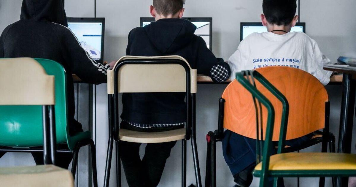 Le ragazze hanno il controllo nel mondo digitale - 