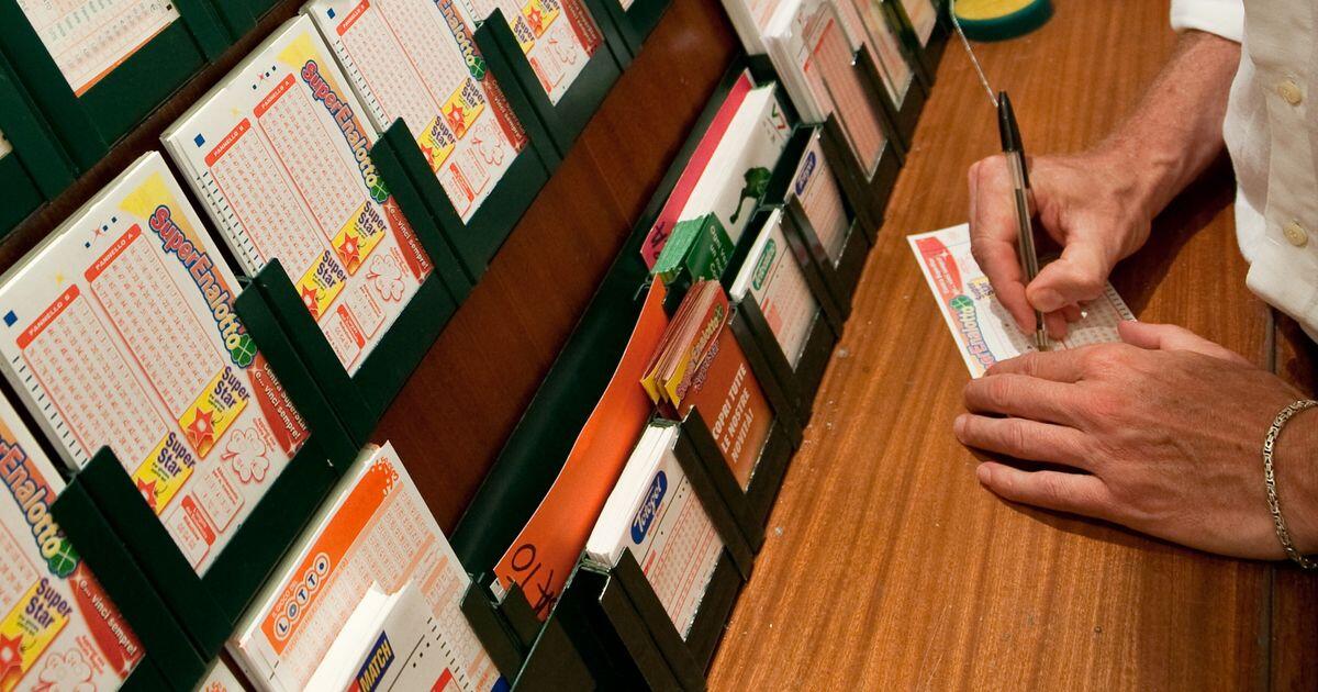 Superenalotto: vincita da oltre 598mila euro con '5+1' nel Torinese - 