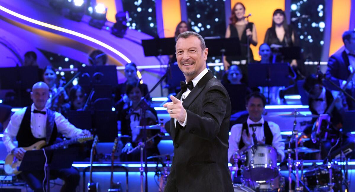 'Chissà chi è' si conclude, Amadeus lavora a un nuovo game-show - 