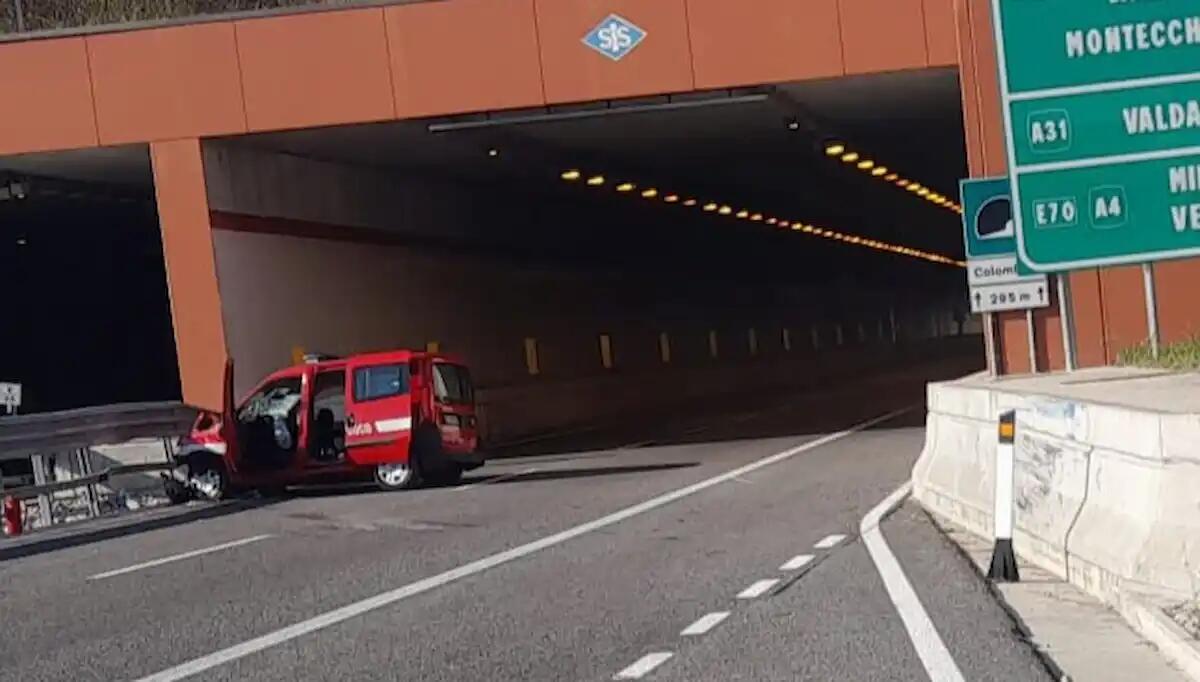 Vigile del fuoco finisce fuori strada lungo la superstrada Pedemontana Veneta: ferito - 