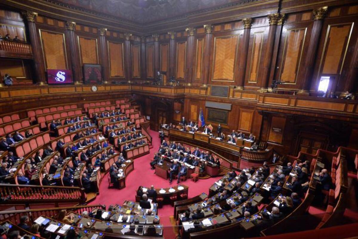 Canone Rai, Forza Italia vota con l'opposizione: la maggioranza va in difficoltà - 