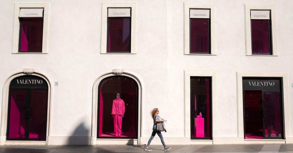 Maxi-furto nella boutique di Valentino: rubate borse del valore di 140 mila euro - 