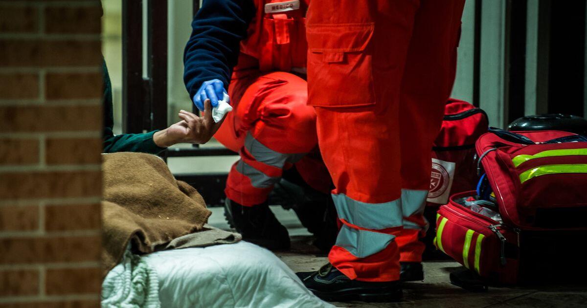 Raccolta di coperte per i senzatetto: l'iniziativa di CRI e Roma - 