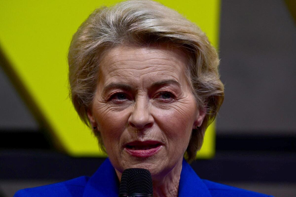 Ursula von der Leyen va alla conta a Strasburgo: la soglia dei 401 voti da superare - 
