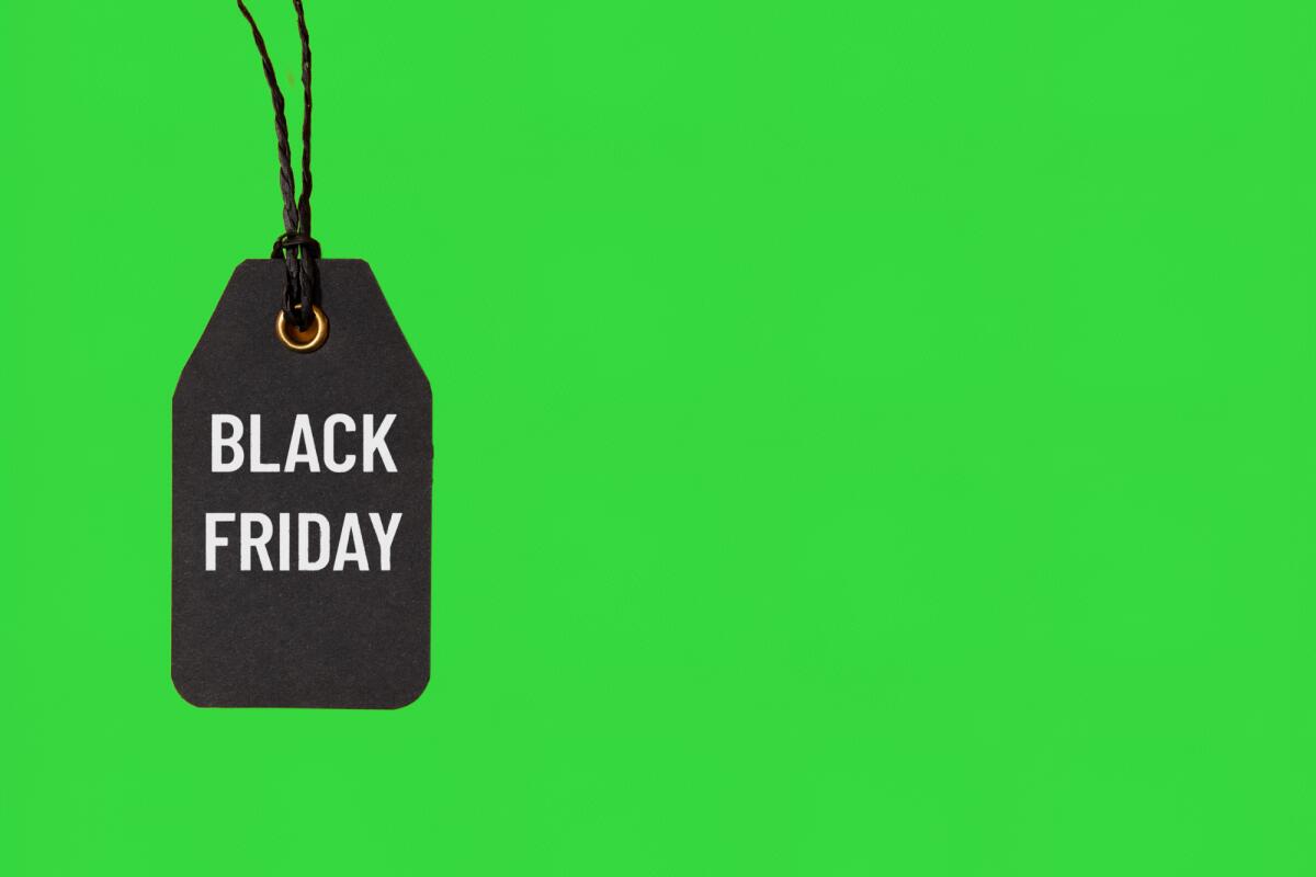 Black Friday: cala la fiducia negli sconti, ma l'82% degli italiani farà acquisti - 