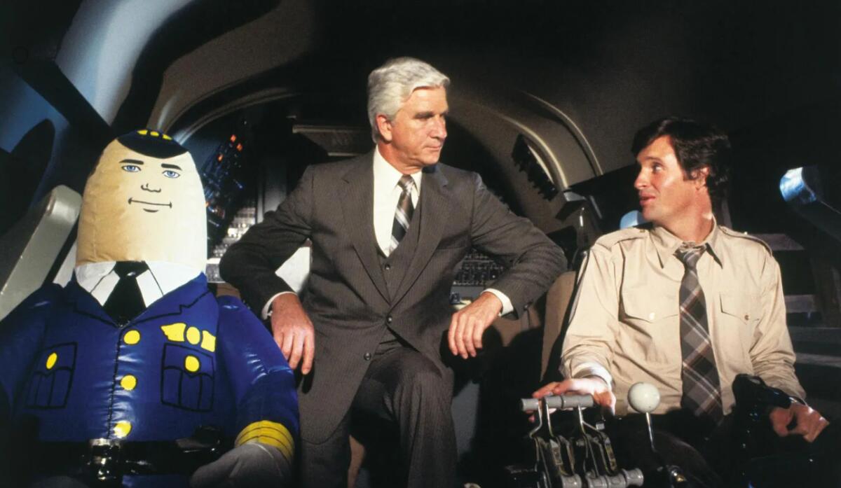 Scompare Jim Abrahams, il regista de 'L'aereo più pazzo del mondo' e 'Una pallottola spuntata' - 