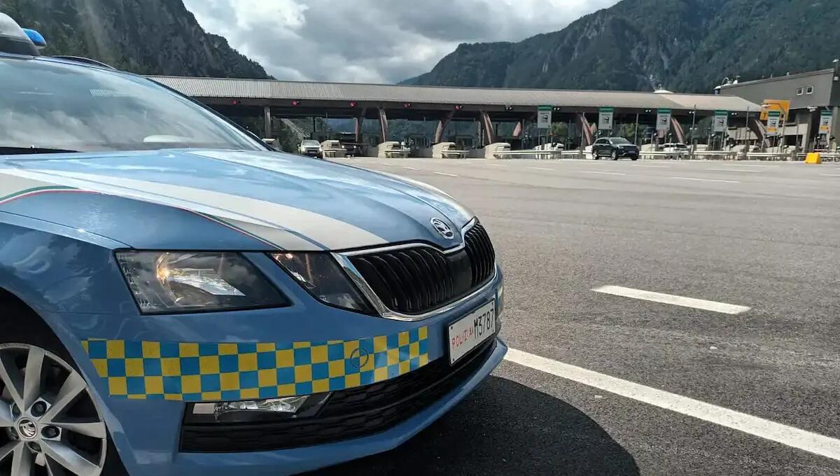 Era latitante da 9 mesi: 25enne arrestato in aeroporto per rapina e lesioni - 