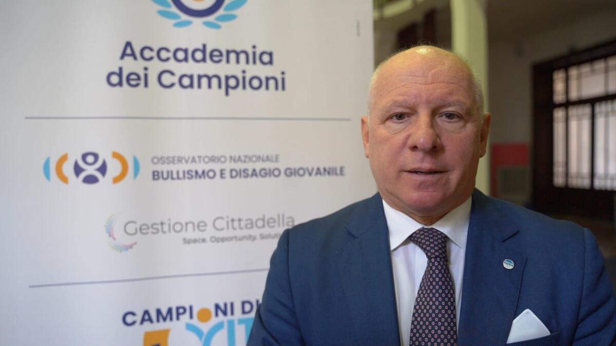 Minerdo si impegna a diffondere il messaggio positivo dei campioni dello sport nelle scuole per contrastare il bullismo - 
