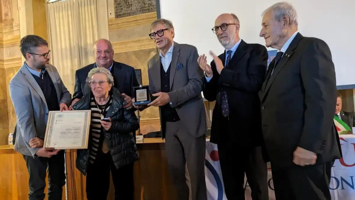 Riconoscimento a Udine: premiati 27 Maestri del commercio - 
