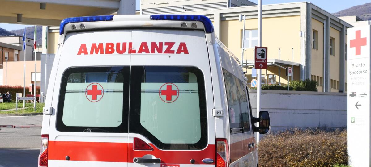 Operaio di 57 anni muore in tribunale: incidente legato alla potenza - 
