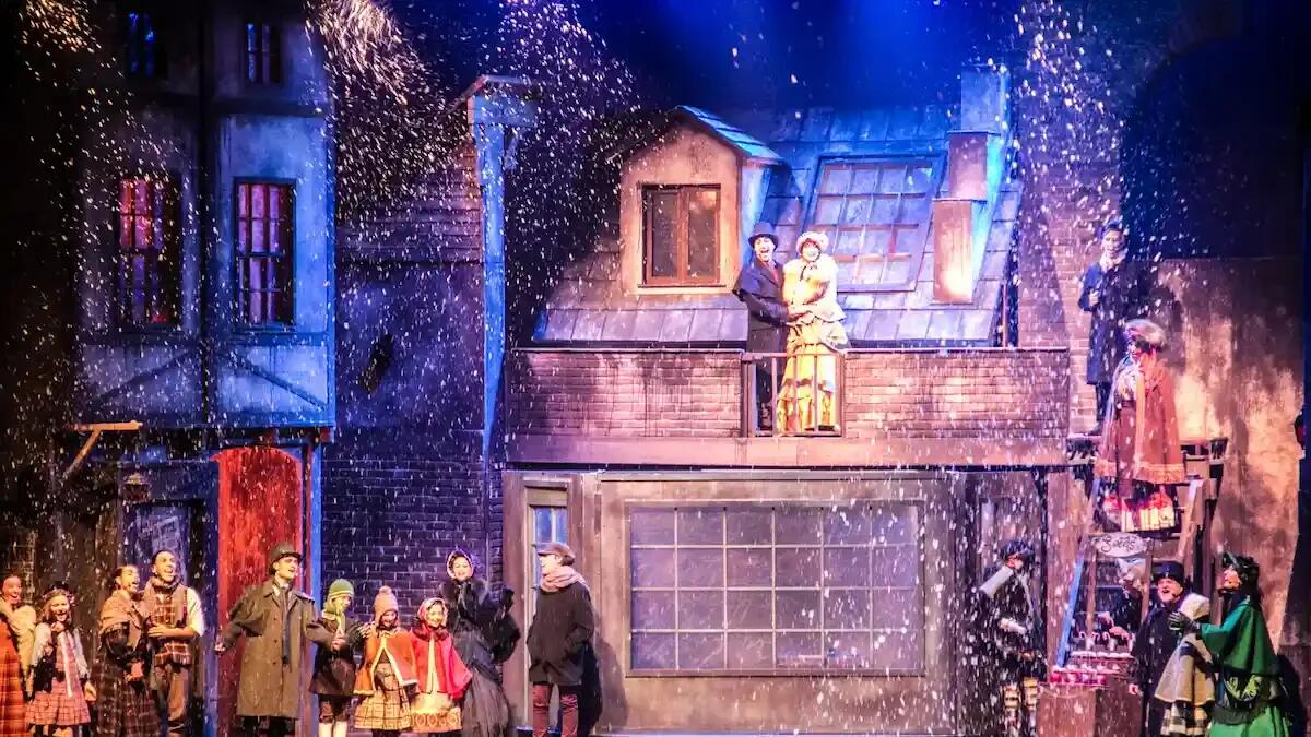"A Christmas Carol Musical" a Udine: la magia del Natale sul palco - 