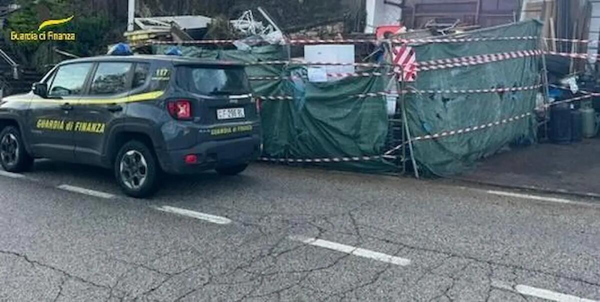 Sequestrata una discarica abusiva: «materiali pericolosi e rifiuti senza autorizzazioni» - 